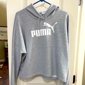 Xl cropped Puma hoodie